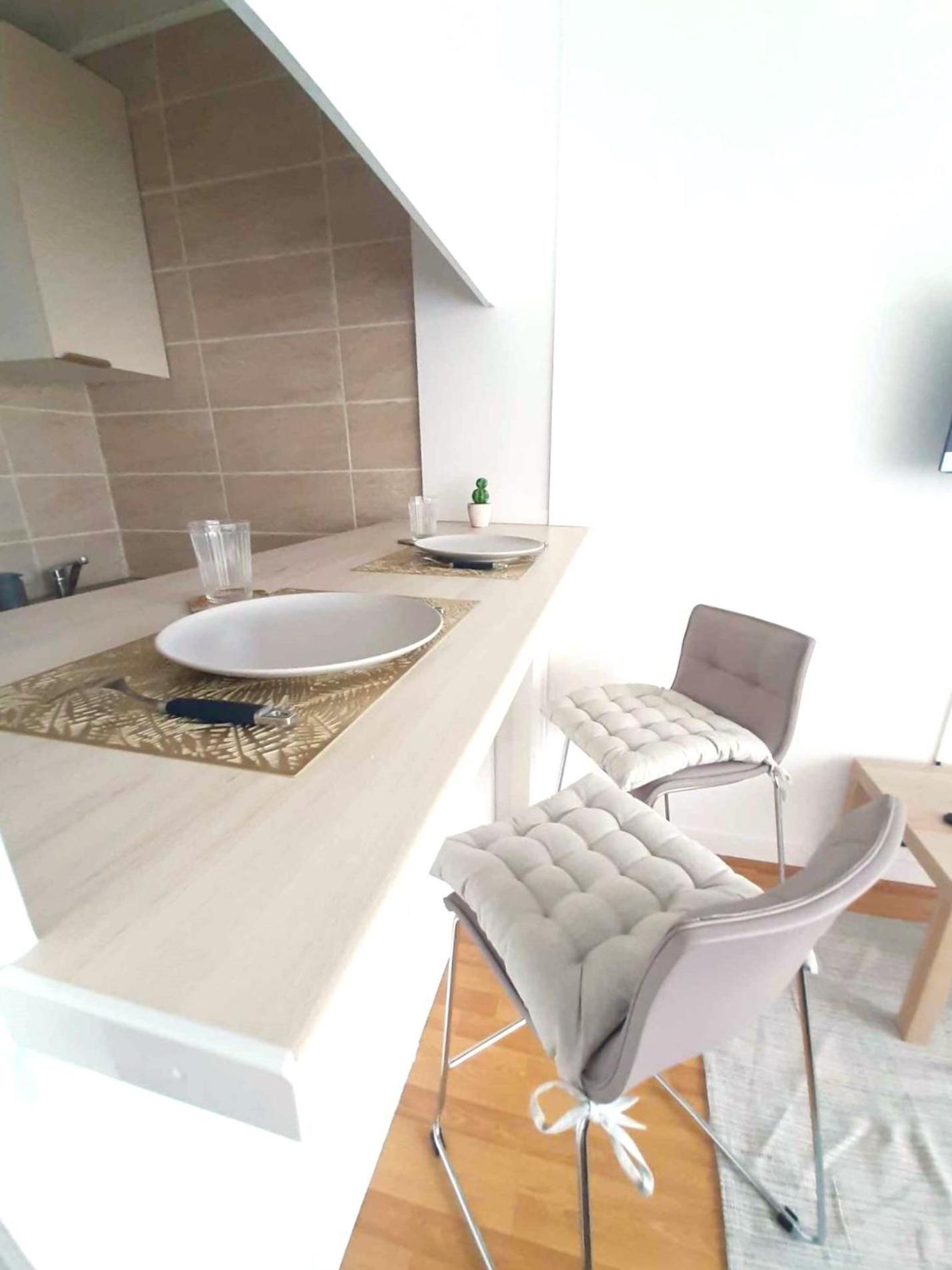 Апартаменты Au Havre Des Sacres - Balcon - Proximite Centre Реймс Экстерьер фото